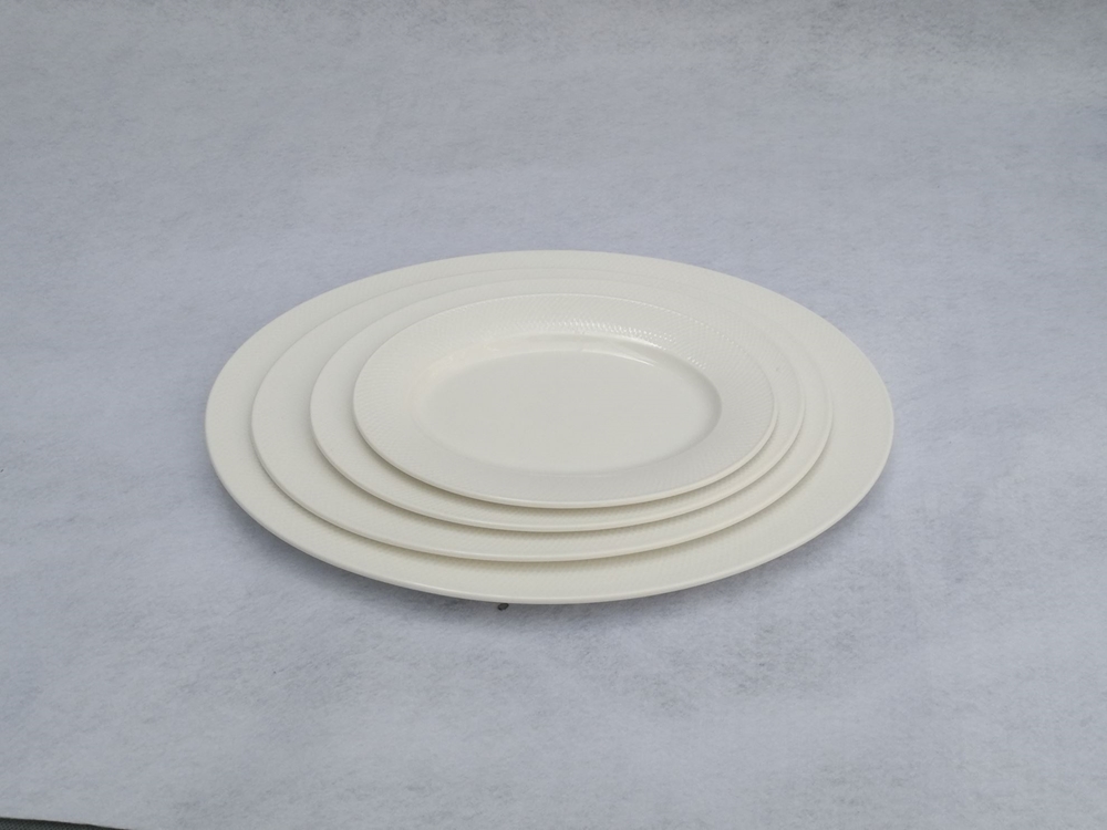 Picture of Diamond Oval Plates - 11.75"