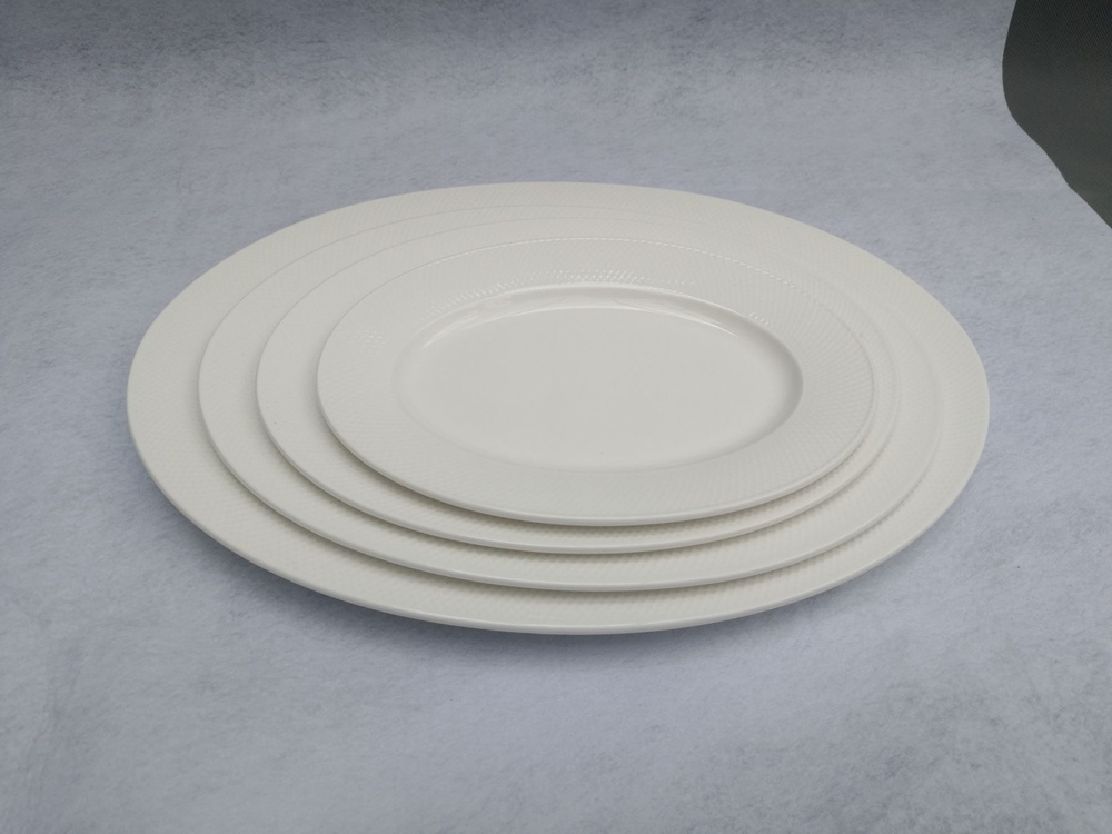 Picture of Diamond Oval Plates - 8.5"