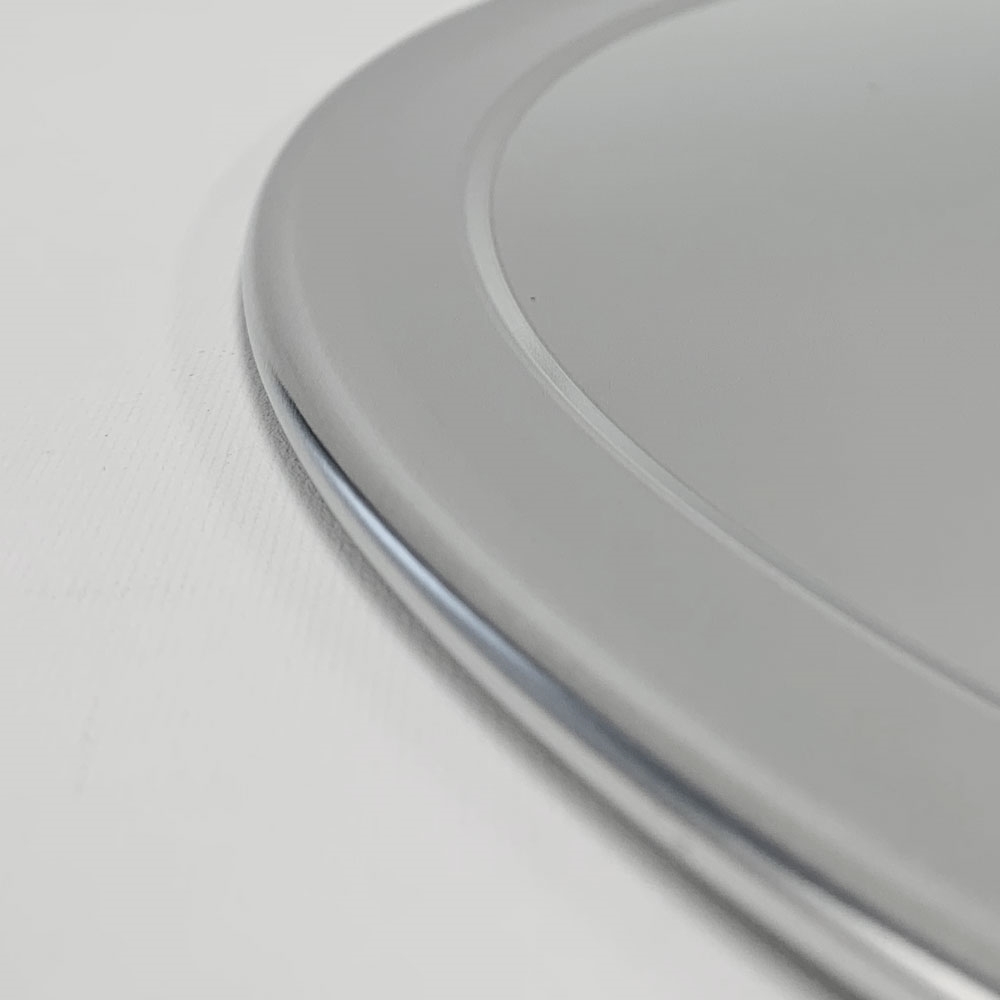Picture of Pizza Tray - 8 - Wide Rim - NSF